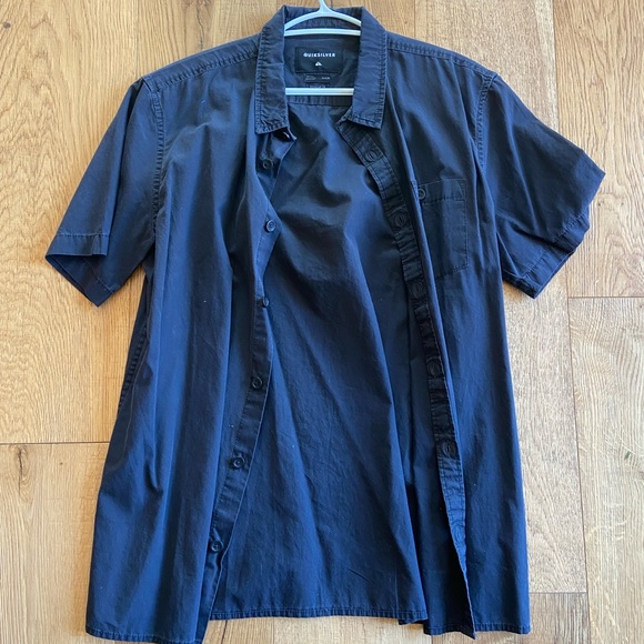 Quiksilver button short sleeve SZ M regular fit - Picture 1 of 1